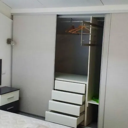 3 Bedrooms House With View And Terrace At